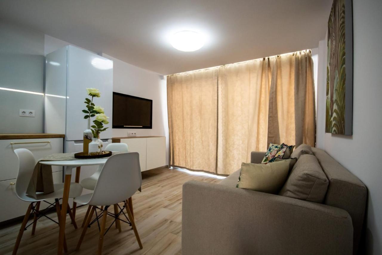 Los Elefantes Apartment San Bartolomé Exteriör bild