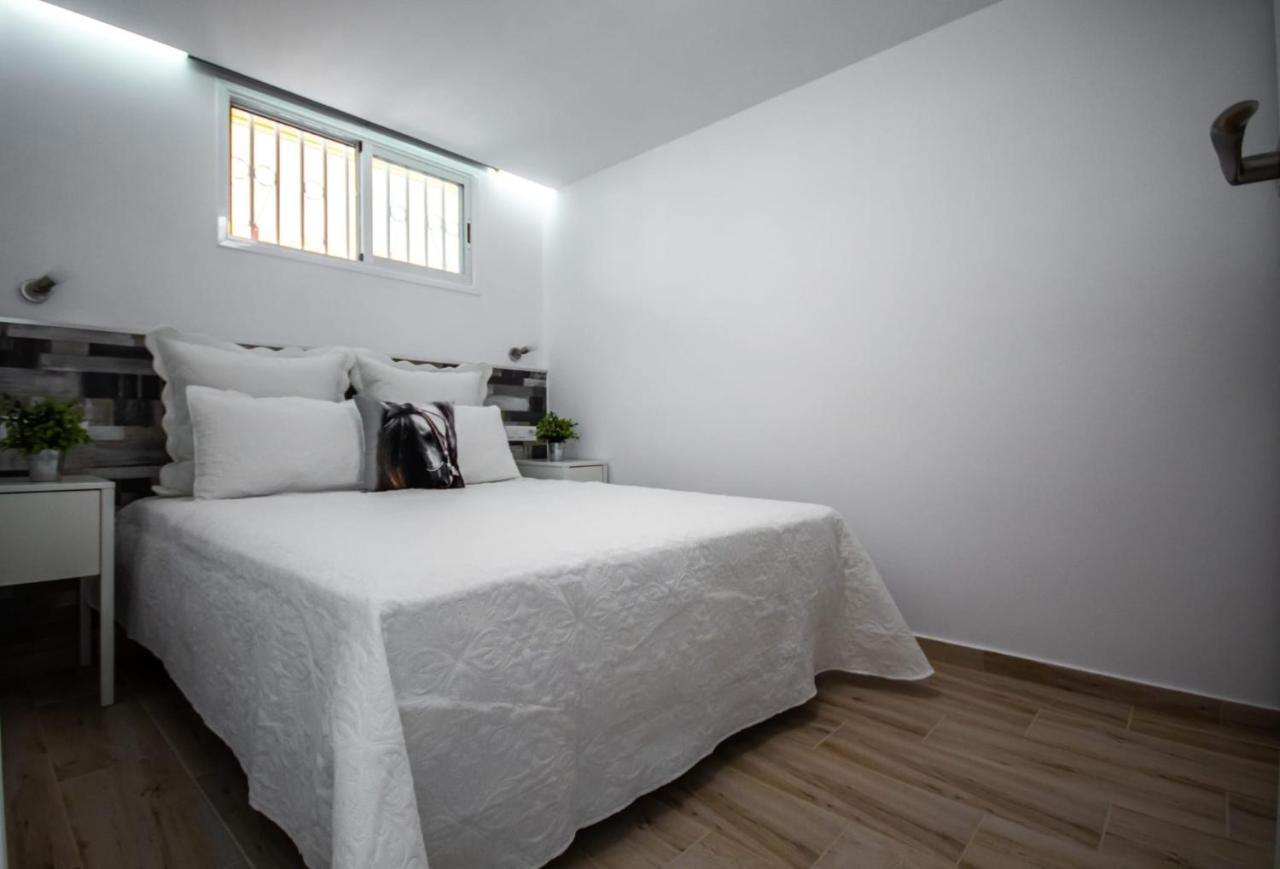 Los Elefantes Apartment San Bartolomé Exteriör bild